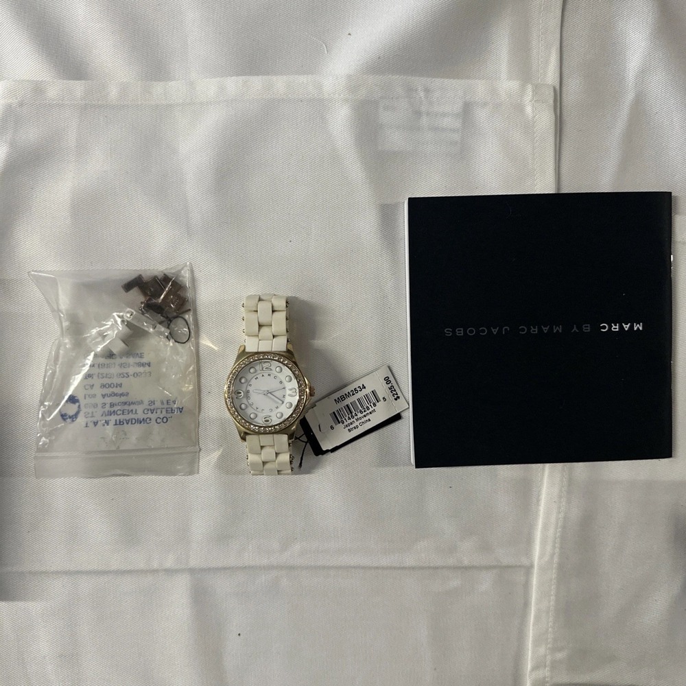 Marc by Marc Jacobs Women's White Dial Gold Tone Watch MBM2534